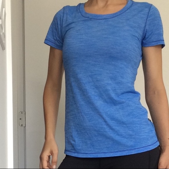 Lululemon Blue T-Shirt - Picture 2 of 8